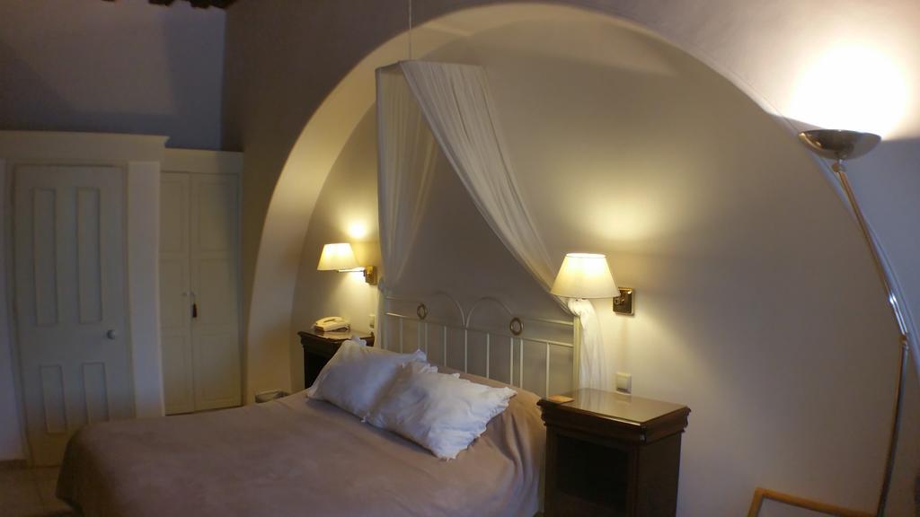 Economou Mansion Aparthotel Szpécesz Szoba fotó